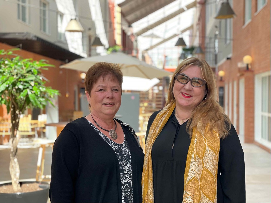 Bild på Lillemor Vallin Eckardt och Kerstin Erlandsson