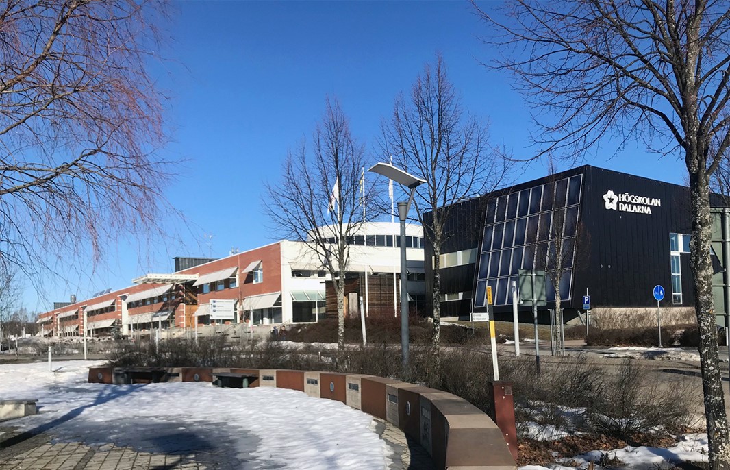 Exterior winter picture of Campus Borlänge