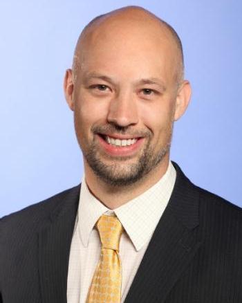 Porträttbild på Adrian Miller-Sander