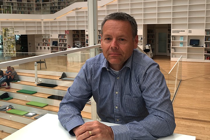 	Jonas Stier är forskningsledare för Interkulturella studier. Han vill med dagens presentationer visa på både bredden och djupet i vad som bedrivs inom forskningsprofilen.