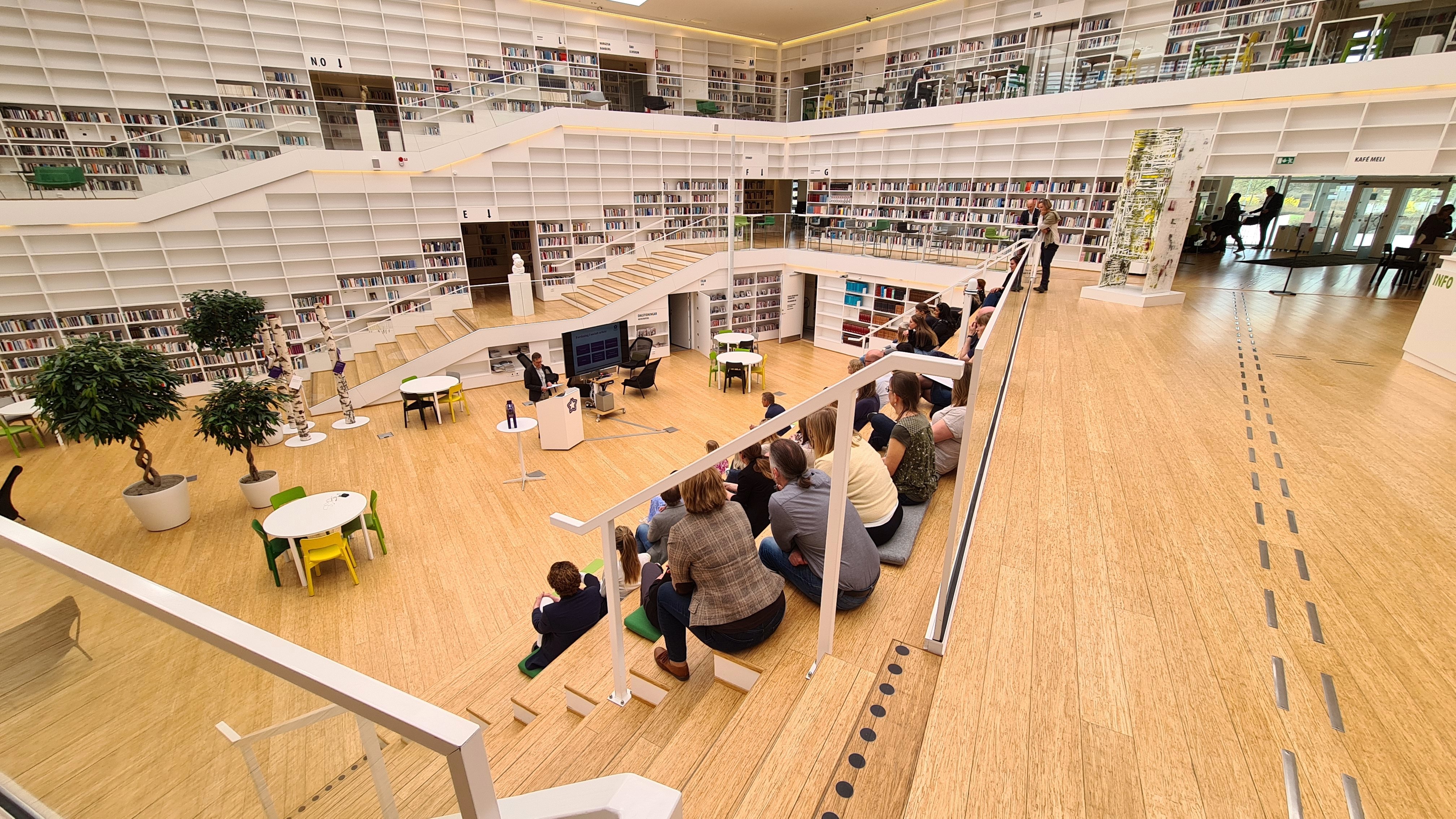 foto bibliotekstrappa