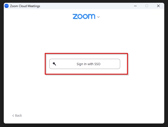 Zoom-appen och en röd markering runt knappen med nyckelsymbol och ”Sign in with SSO”