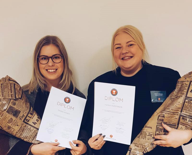 Studenterna Sanna Nyhem, Linköpings universitet och Hanna Andersson, Högskolan Dalarna vann årets Personalvetar-SM 
