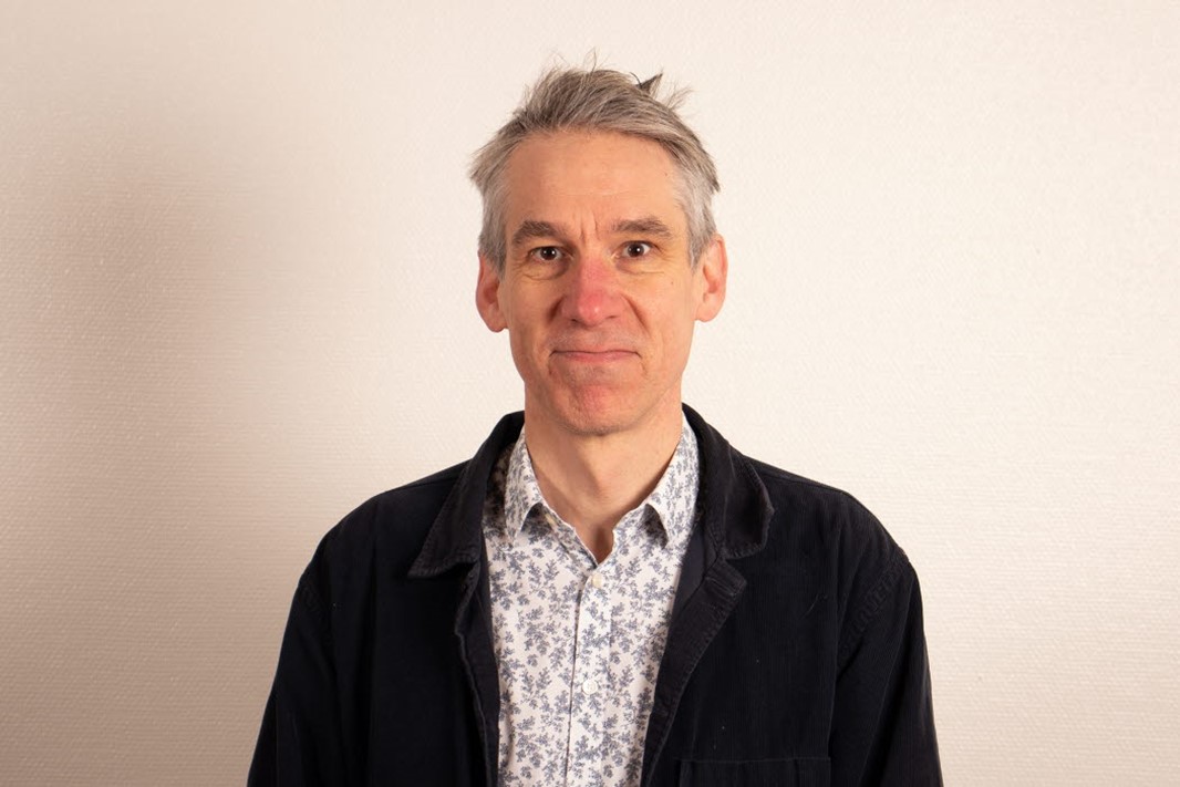 Porträttbild på Lars Rönnegård